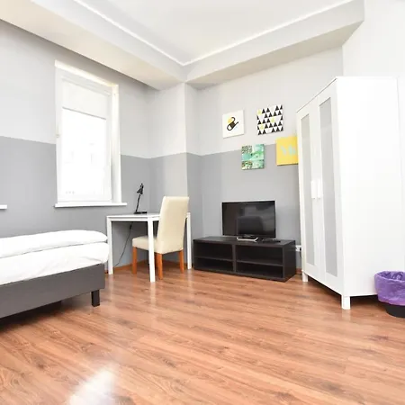 Dukes Aparthostel - Prywatne Hostel Wrocław