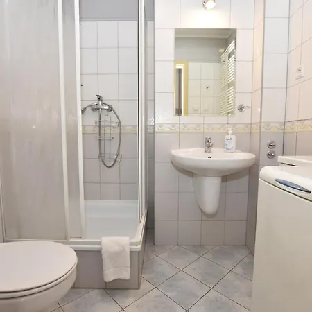 Dukes Aparthostel - Prywatne * فروتسواف