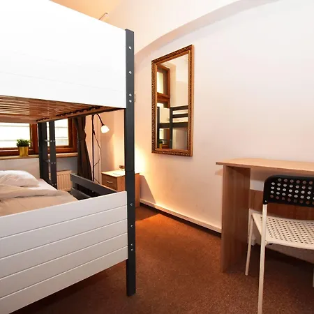 Dukes Aparthostel - Prywatne