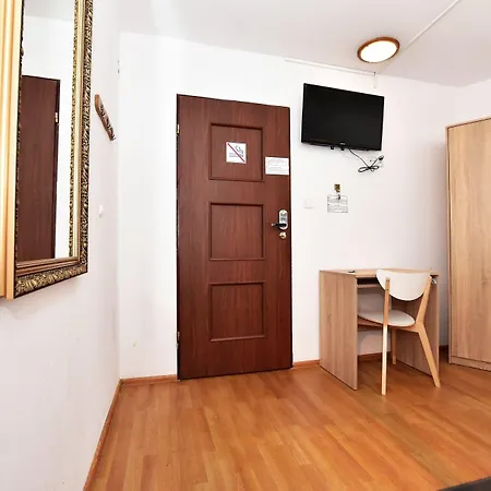 Dukes Aparthostel - Prywatne فروتسواف